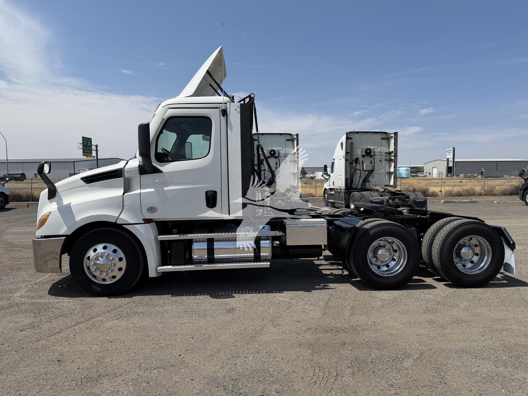 2021 FREIGHTLINER CASCADIA 126 2021 FREIGHTLINER CASCADIA 126 - image 6 of 6