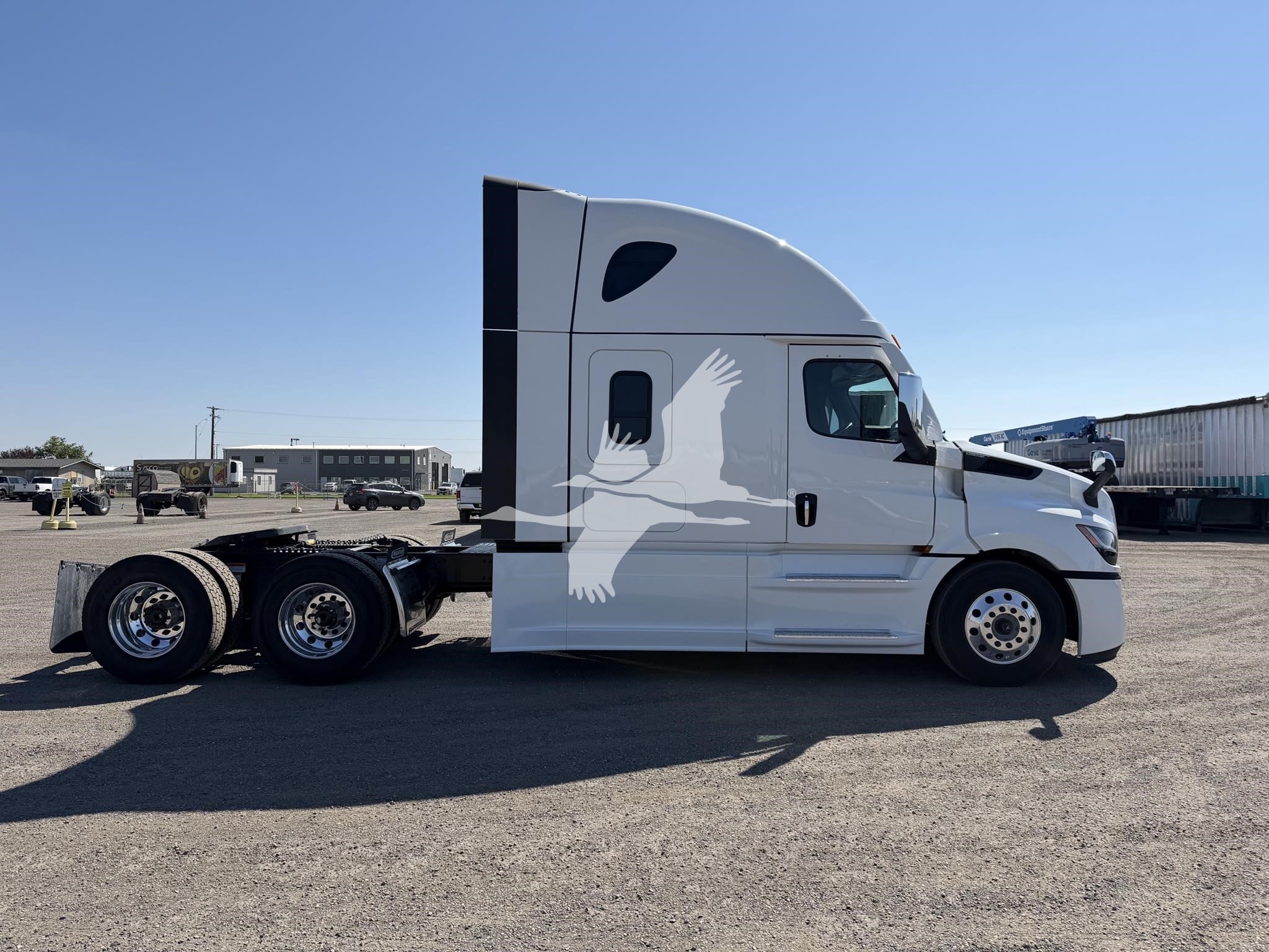 2027 FREIGHTLINER CASCADIA 126 2027 FREIGHTLINER CASCADIA 126 - image 4 of 6