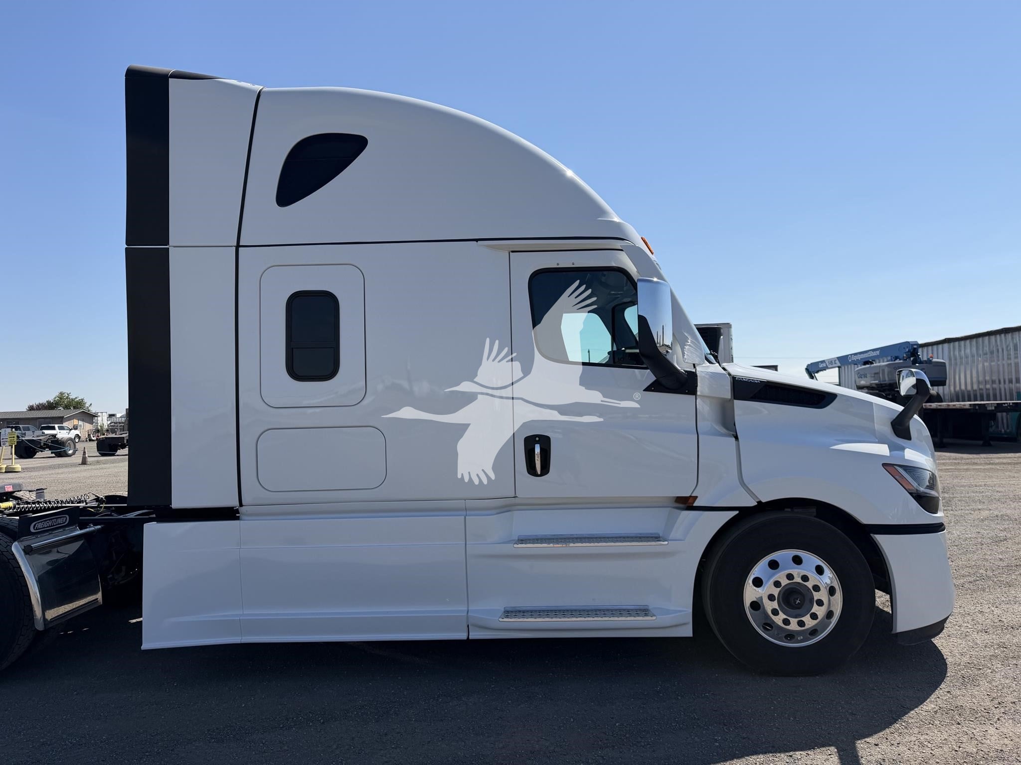 2027 FREIGHTLINER CASCADIA 126 2027 FREIGHTLINER CASCADIA 126 - image 5 of 6